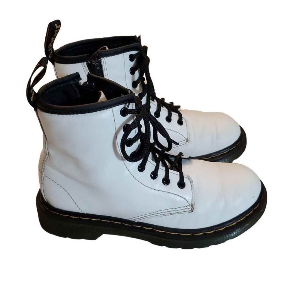 Dr. Martens White Leather Lace Up Combat Boots Youth Junior - Picture 6 of 14